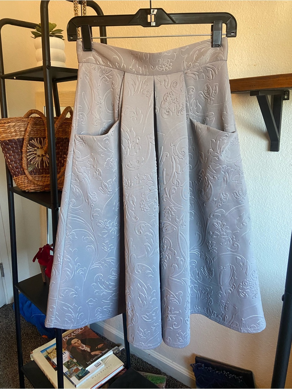 Closet Light Gray Embossed Circle Skirt